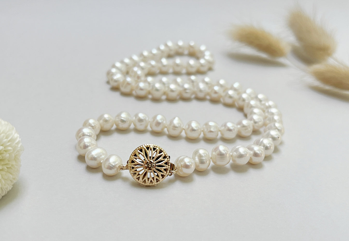 Classic Pearl Necklace