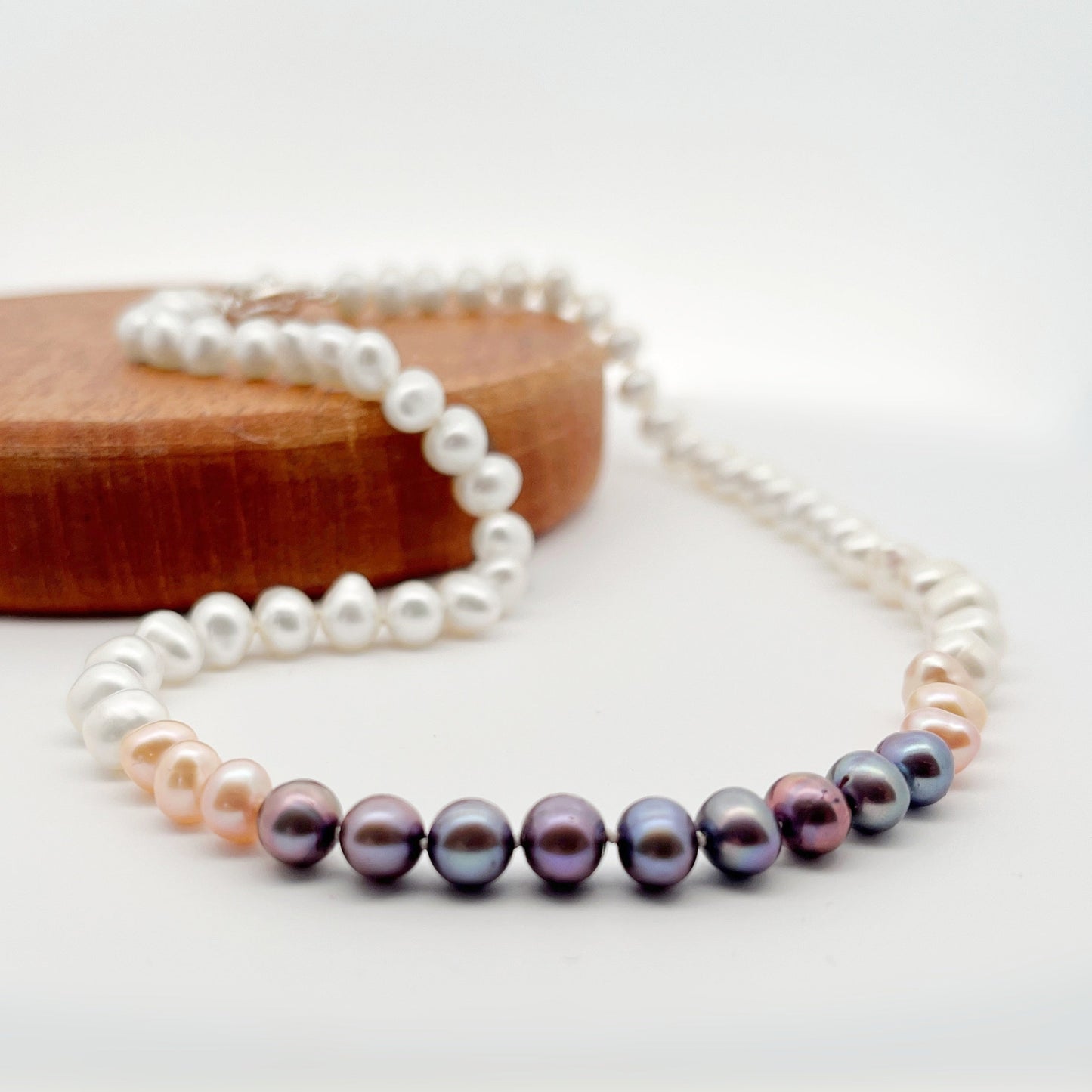 Ombre Pearl Necklace