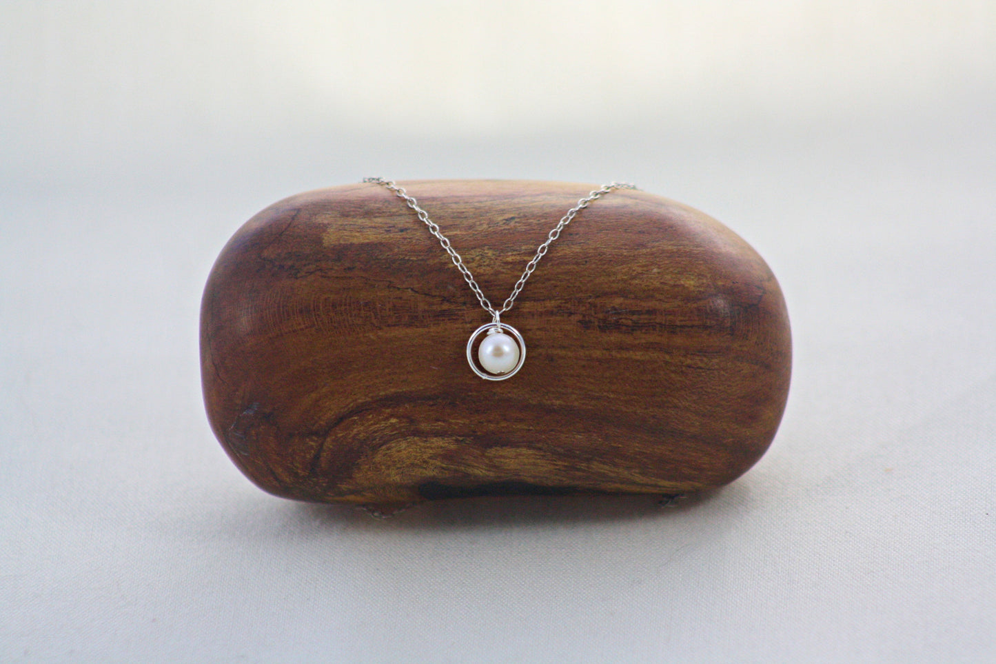 Para Ti Quinceañera Pearl Pendant