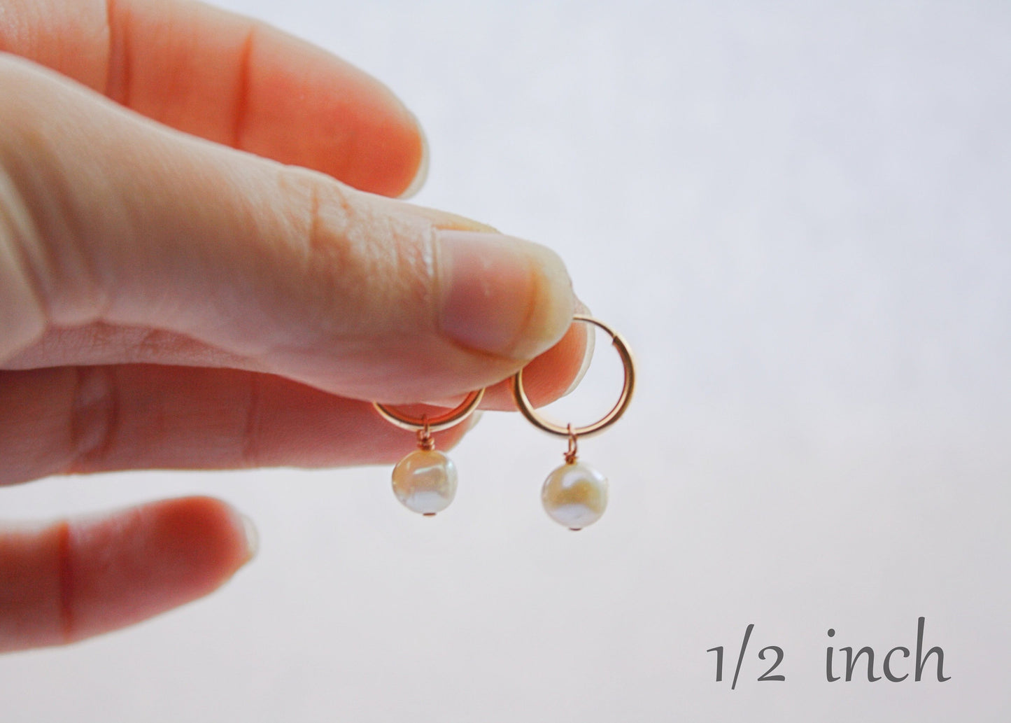 Single pearl hoops 1/2 inch
