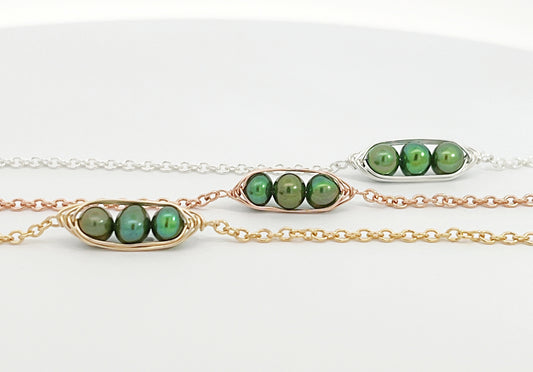 Custom Peas in a Pod Pearl Bracelet (Single Bracelet)