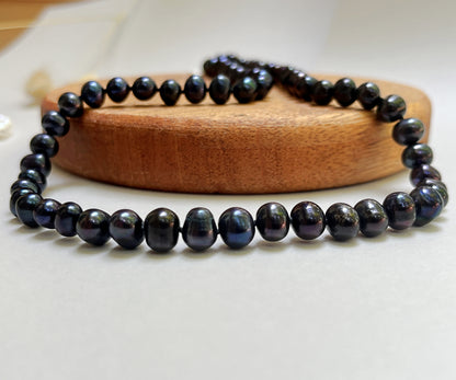 Black Freshwater Pearl Necklace | The Pearled Squirrel