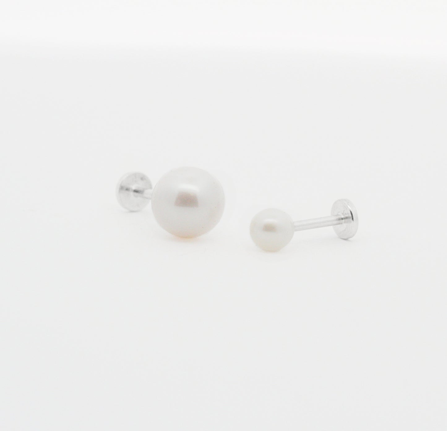 Sterling Silver Saltwater Pearl Flat Back Stud: Single 18 Gauge Hypoallergenic Labret, Comfort Labret for Helix, Conch, Tragus, and Lobe Piercings