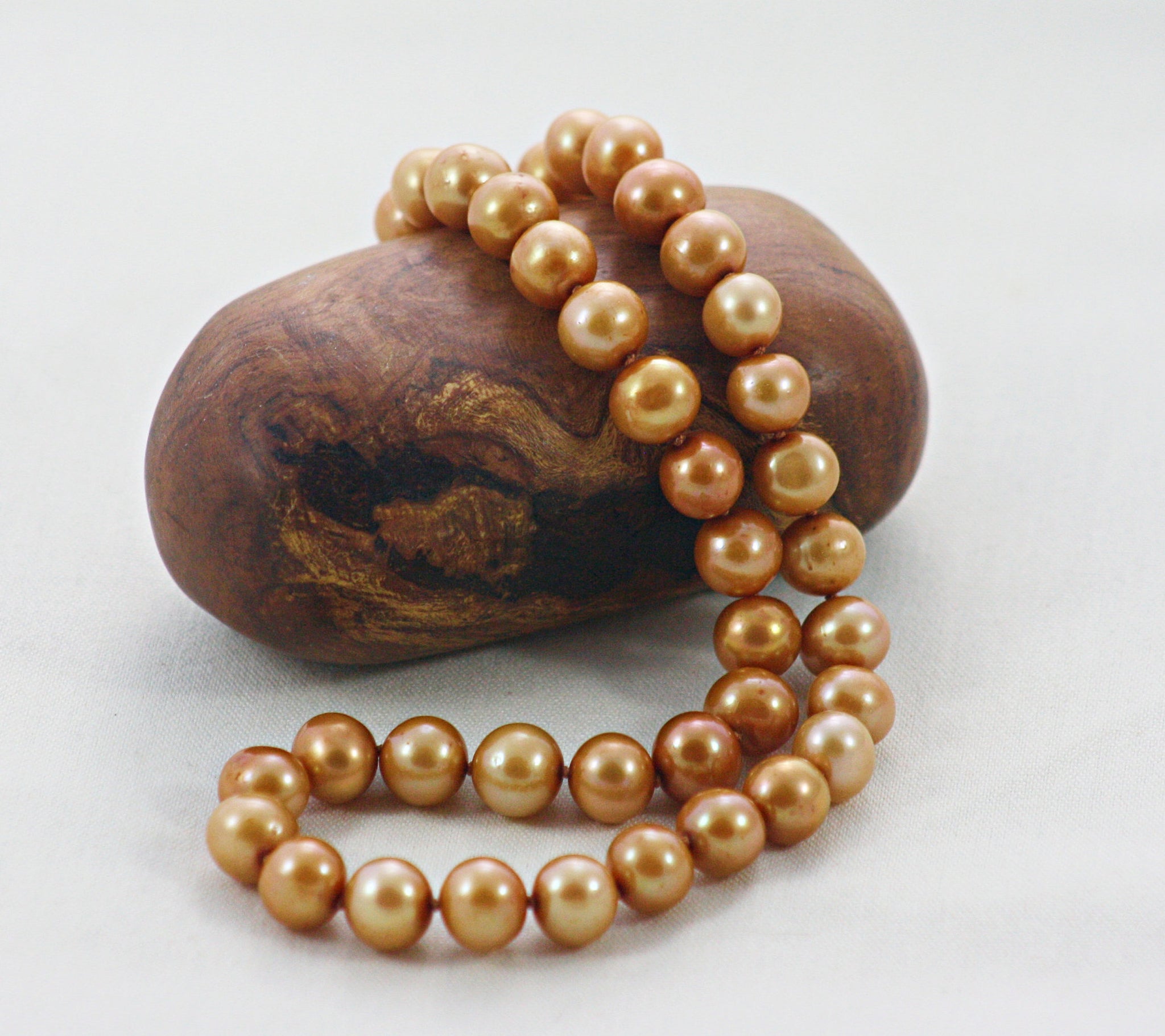 Golden Pearl Necklace, Gold Pearl Necklace, Large Pearl Necklace, Pear –  The Pearled Squirrel