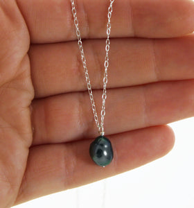 Black Pearl Pendant Necklace, Pearl Pendant Choker, Sterling Silver Pendant Necklace, Black Freshwater Pearl, Iridescent Pearl Necklace