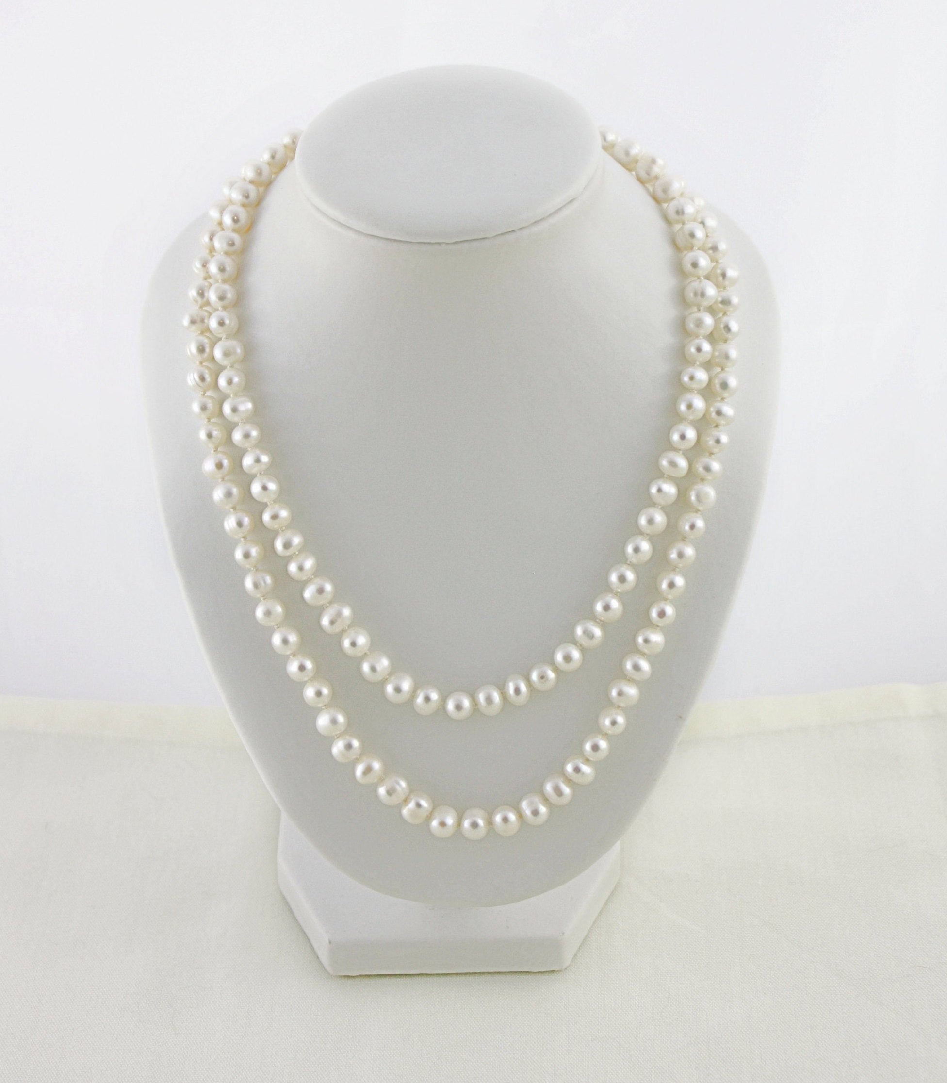 Buy Vintage Gold Layered Pearl Necklace Online - CherishBox –  CherishBox_pearljewellery