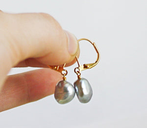 Cirrus Gray Pearl Drop Earrings