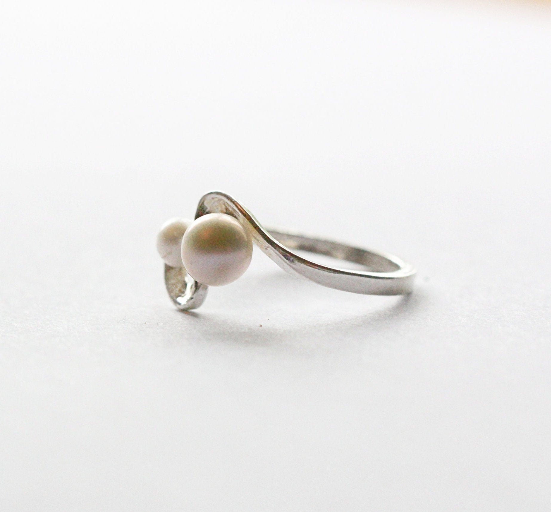 Asymmetric Saltwater Pearl Ring – The Pearled Squirrel