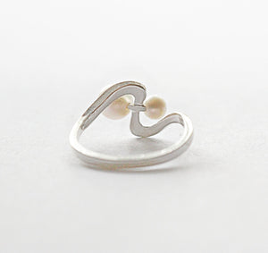 Asymmetric Saltwater Pearl Ring